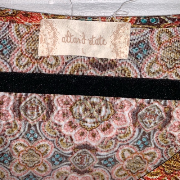 Altar’d State Boho Ruffled Top Size Large - Picture 3 of 7